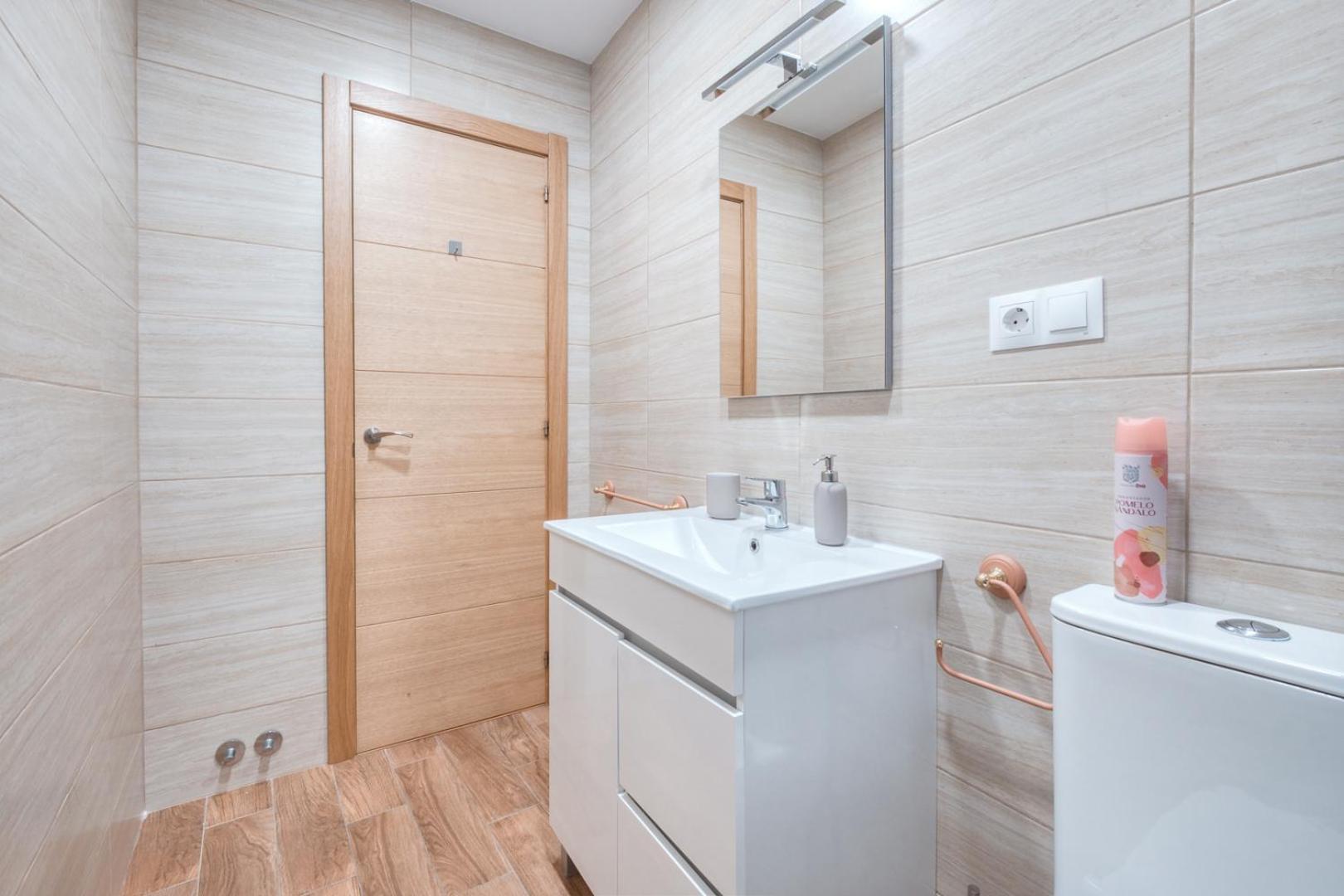 Ferienwohnung Loft Coqueto En Madrid A 2 Minutos Del Metro Exterior foto